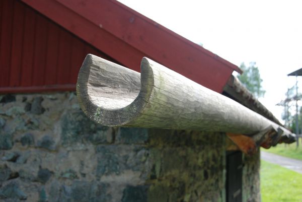 Wooden Gutter Repair in Kingwood