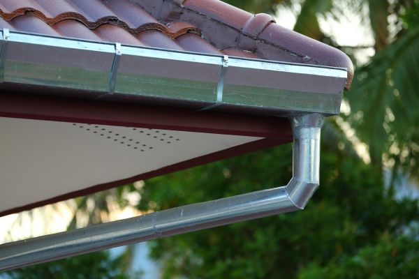 Metal Gutter Repair in Kingwood